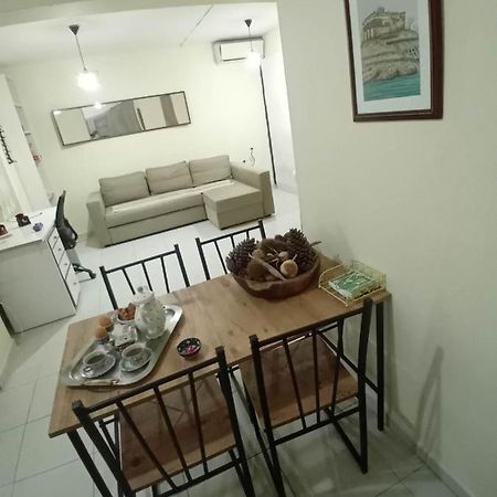 Stella'S Jasmine Apartment Thessaloníki Luaran gambar